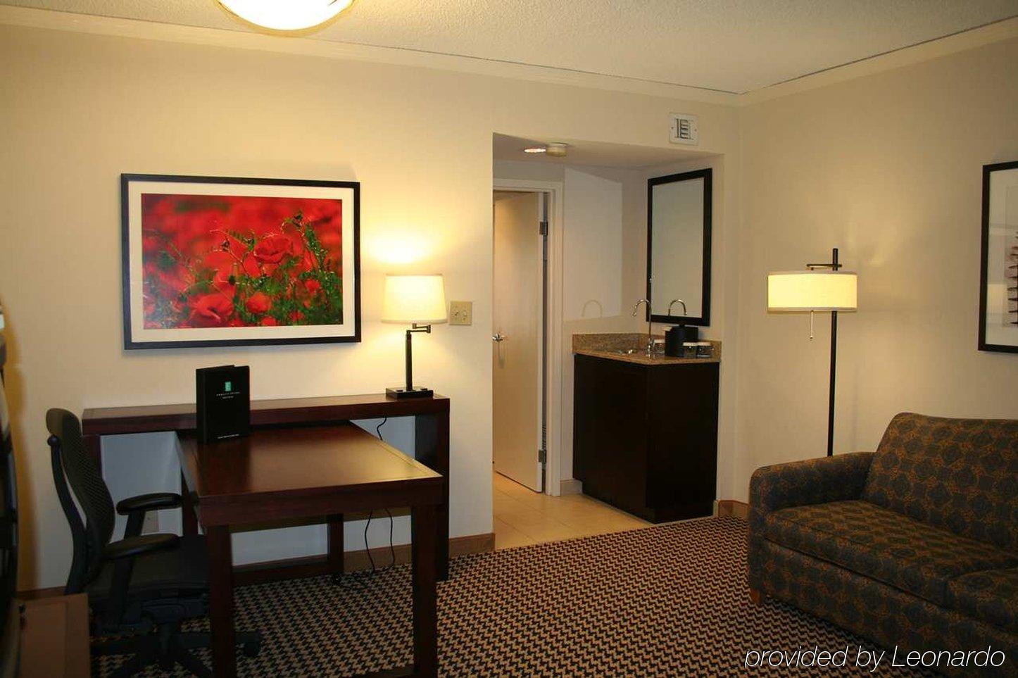 Embassy By Hilton Atlanta Perimeter Center 3*